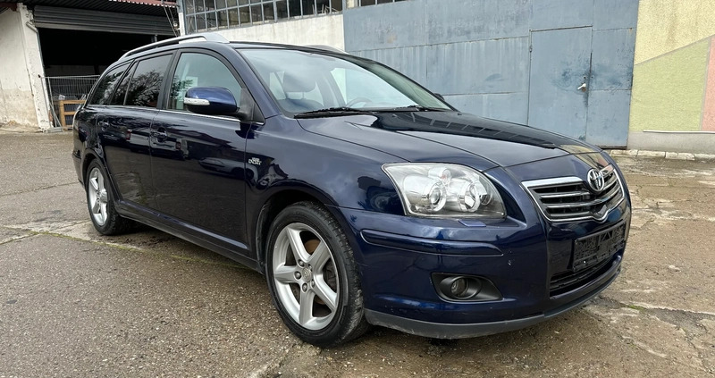 Toyota Avensis cena 9900 przebieg: 170000, rok produkcji 2007 z Wrocław małe 172